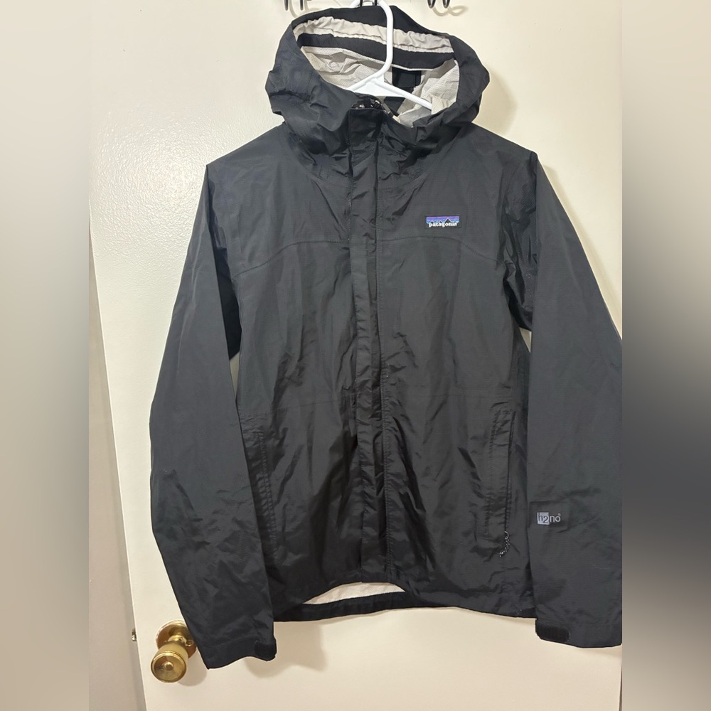 Patagonia Black Hooded Ski & Snow Jacket